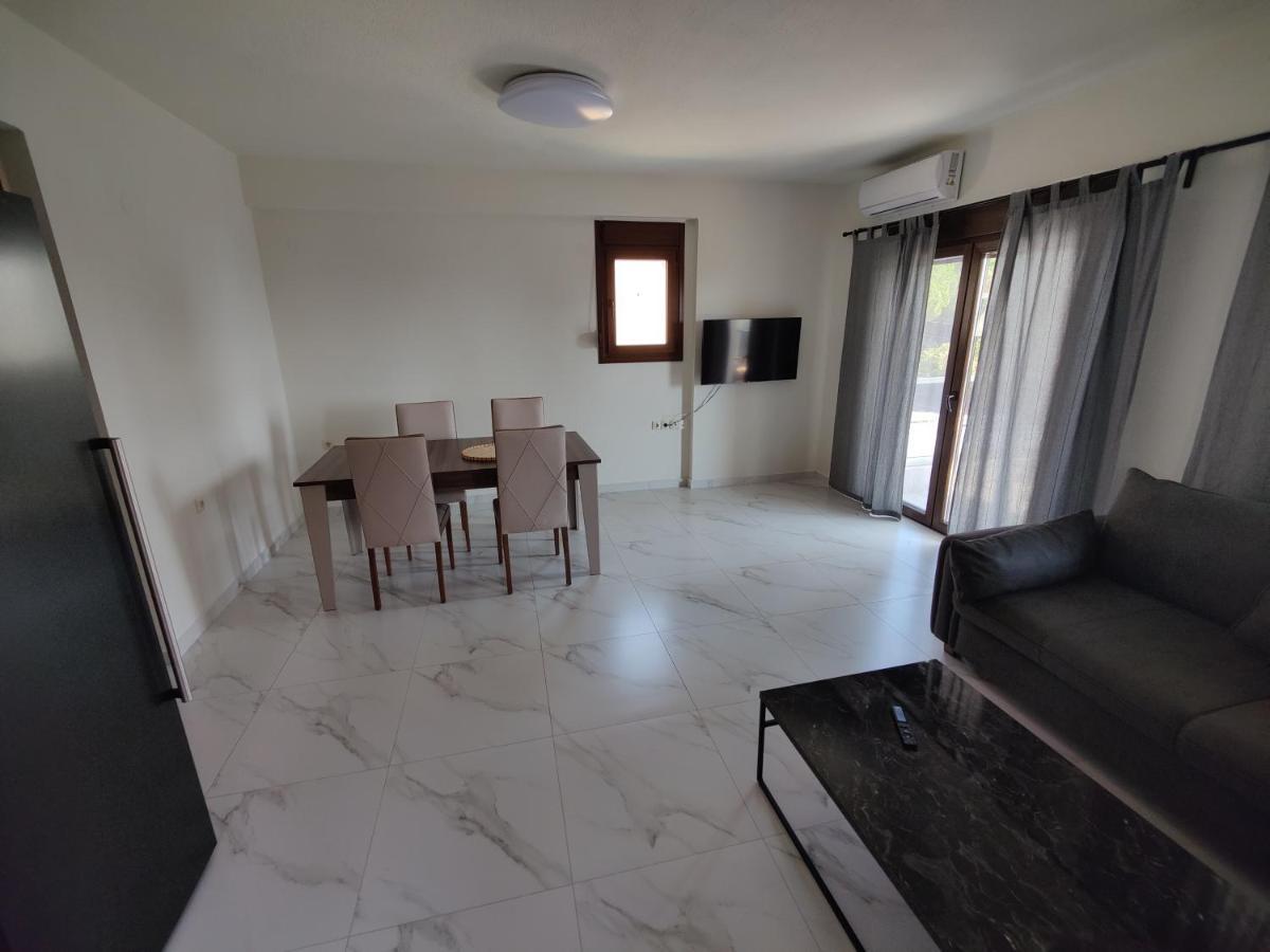 Villa Cassiopeia Nikiti  Extérieur photo